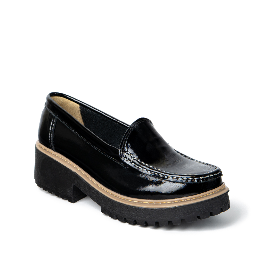 MOCASIN CUERO CHAROL NEGRO ART 063
