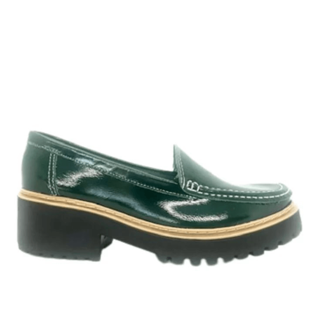 MOCASIN CUERO CHAROL VERDE ART 063 - Mocasines