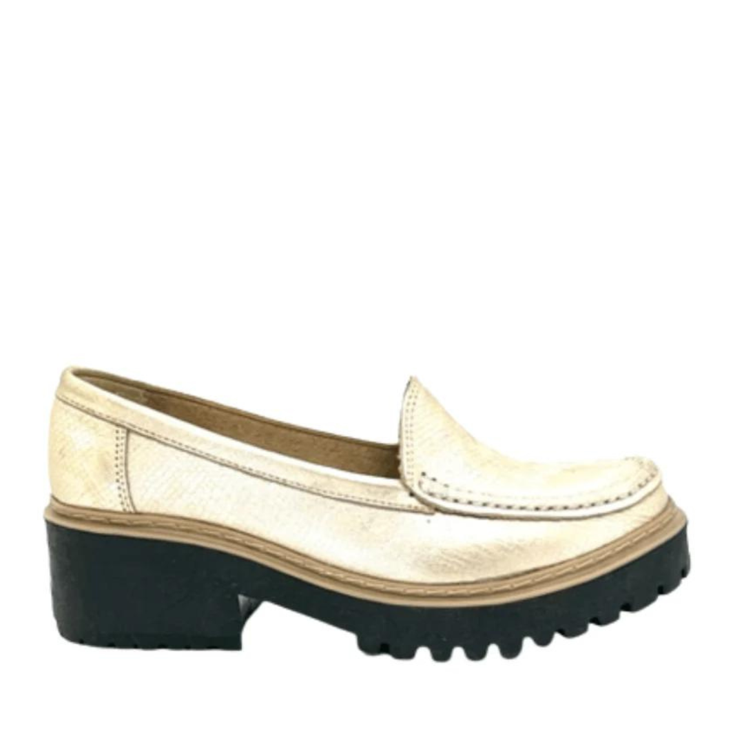 MOCASIN CUERO DORADO ART 063