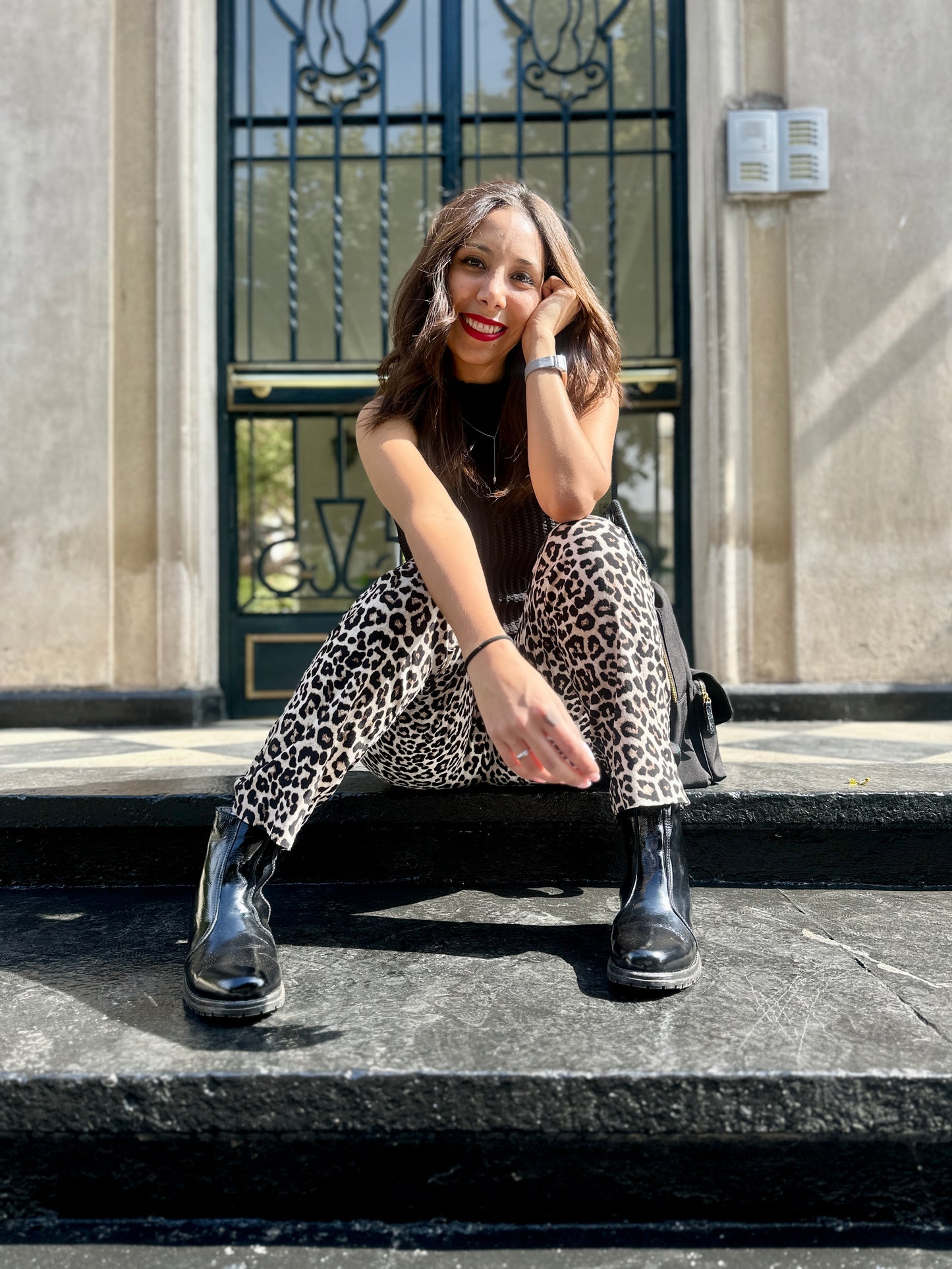 BOTIN CUERO CHAROL NEGRO ART 019