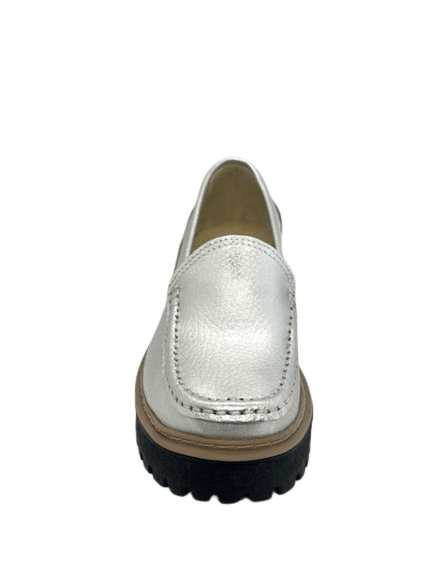 MOCASIN CUERO METALIZADO PLATA