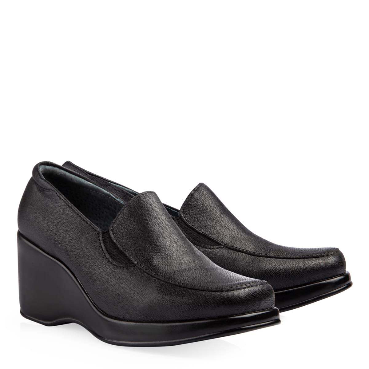 MOCASIN PLATAFORMA NEGRO ART 050 - Mocasines