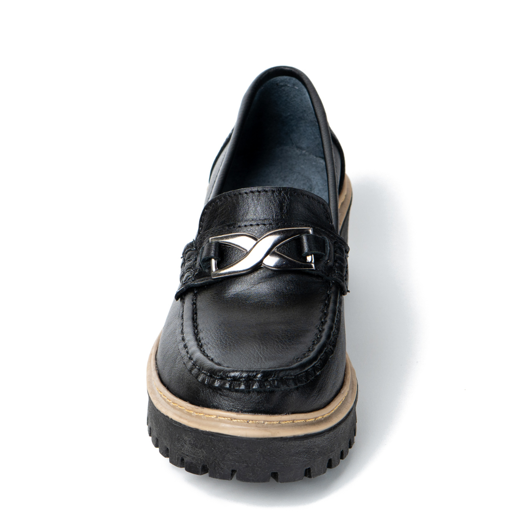 MOCASIN CUERO NEGRO