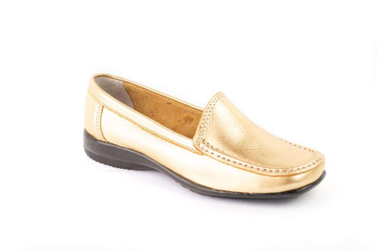 MOCASIN CUERO METALIZADO DORADO ART 059 - Mocasines