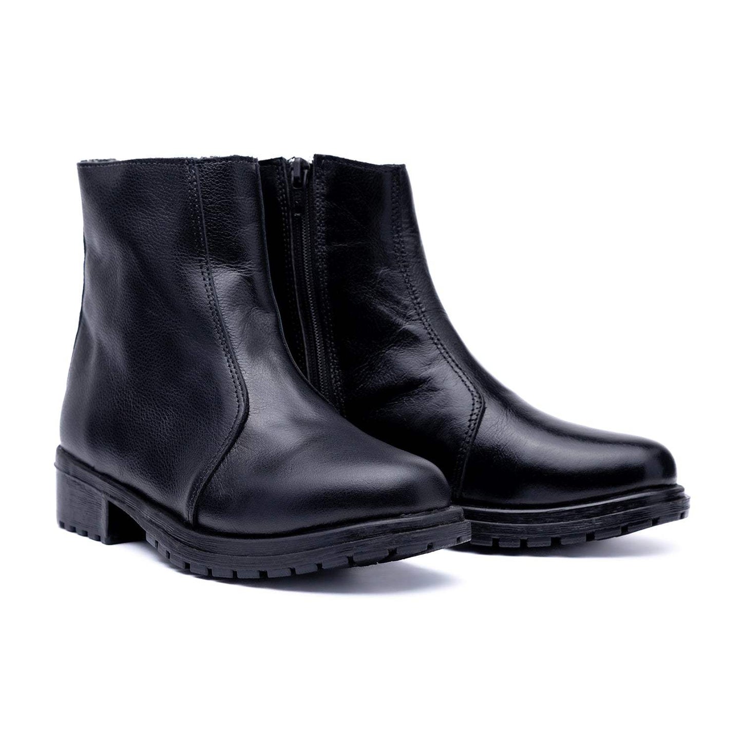 BOTIN CUERO NEGRO ART 019