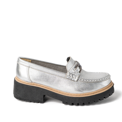MOCASIN CUERO PLATA ART 073
