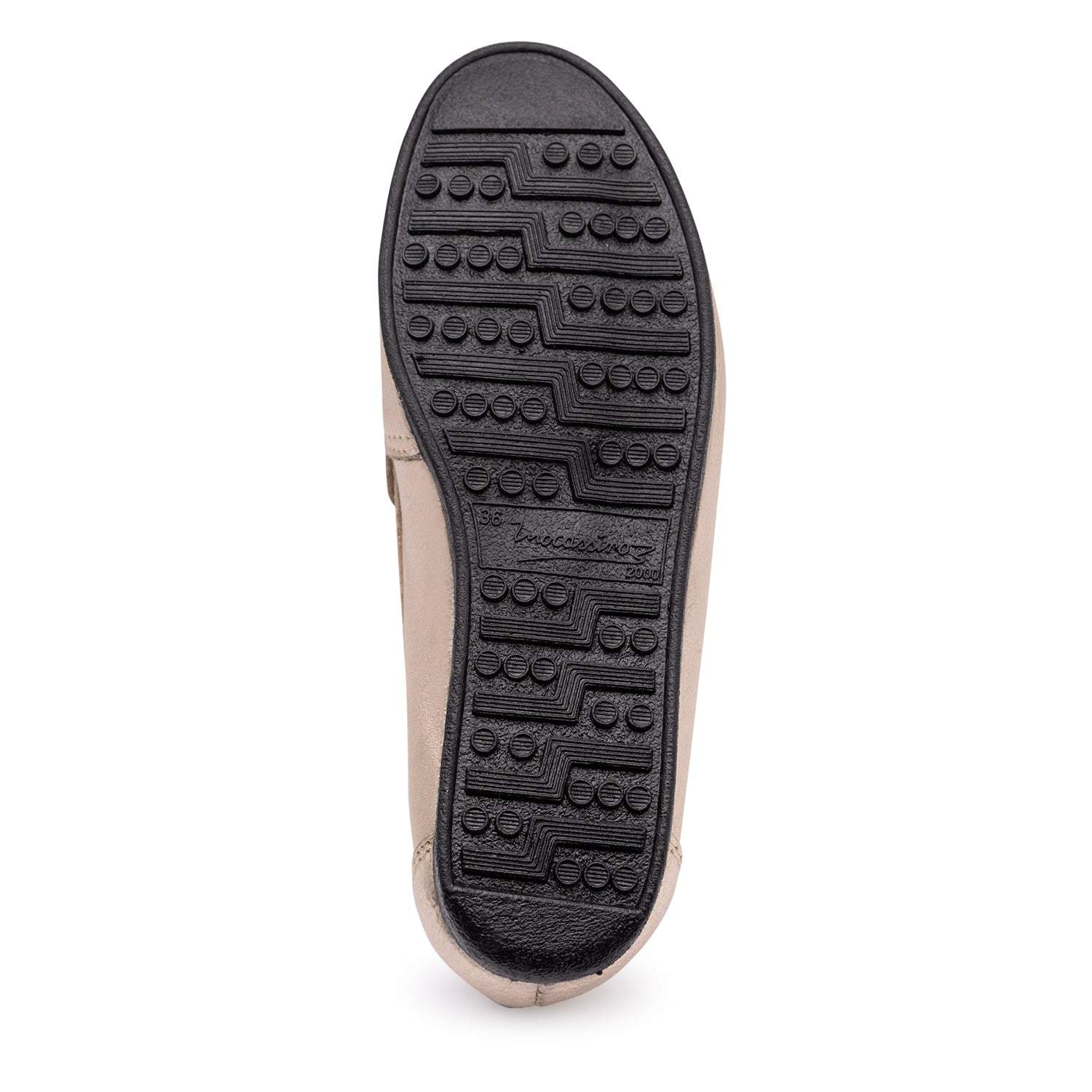 Mocasín de cuero metalizado dorado elegante y cómodo para mujer