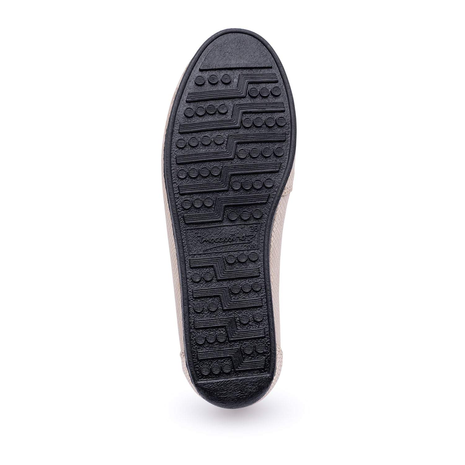 Mocasín cuero metalizado bronce elegante y cómodo para mujer