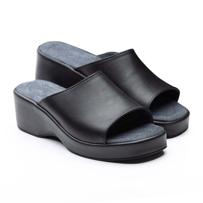 PUNTILLA CUERO NEGRO 029